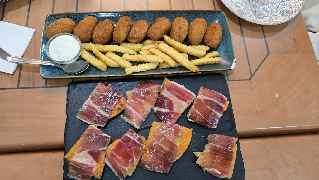 Laura García Fernández_Bar la Tórtola_Arahal_review