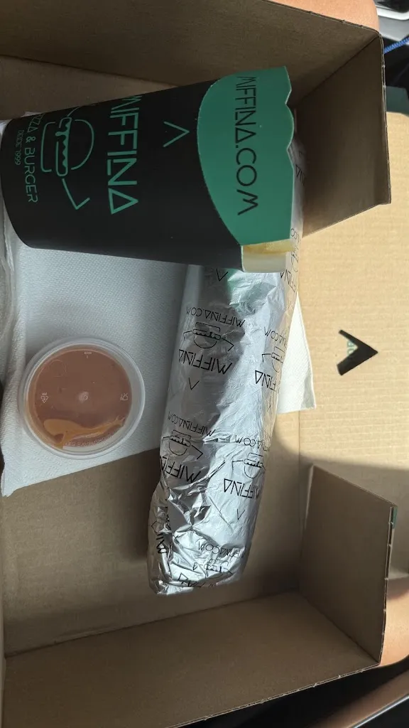 Alejandra Trippet_El confesionario de Miffina_Arahal_review