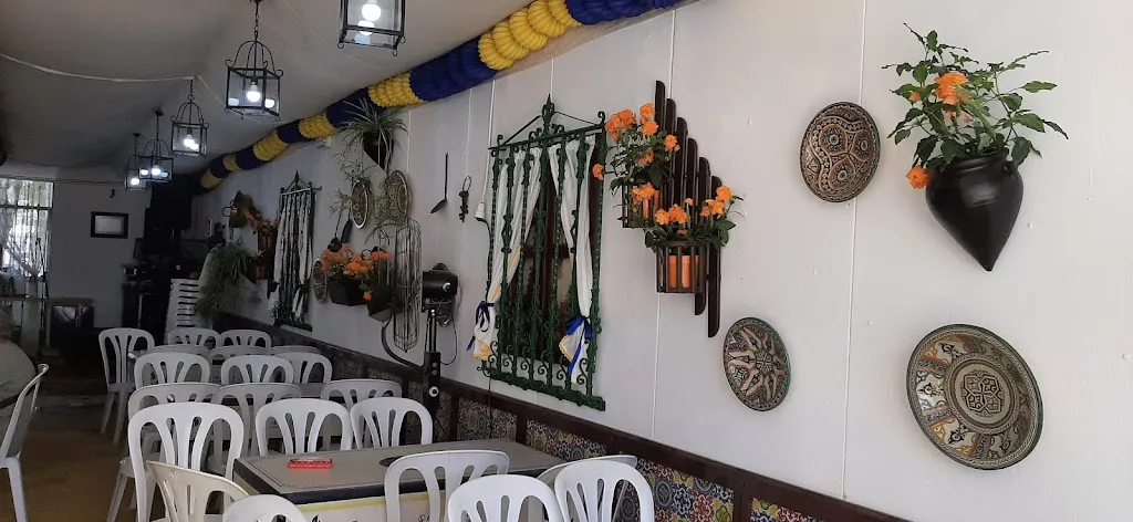Caseta Los Amigos Feria del Verdeo Arahal restaurant in Arahal