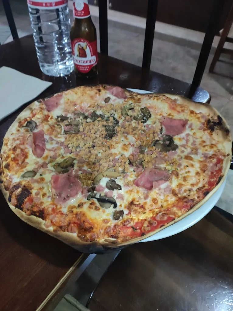 Pizzas Quijote_Arahal_slider_image_2