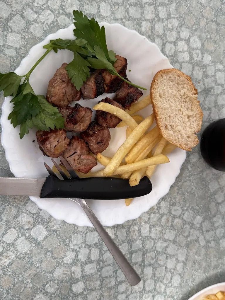 Bar La Plaza de Bentarique restaurant in Bentarique