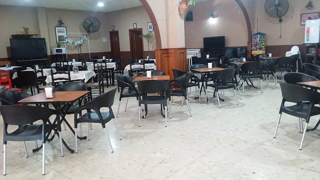 TOYCARTON FLY_Bar La Posada_Benacazón_review