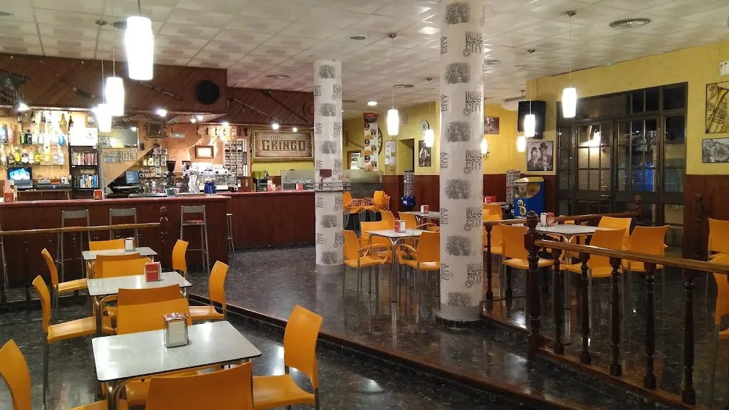 Cervecería Gringo Tapas_Benacazón_slider_image_3