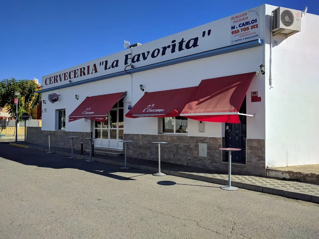 Cervecería La Favorita restaurant in Benacazón