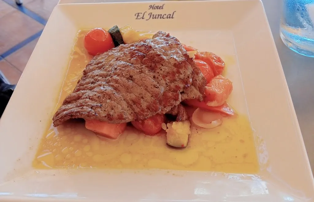 Restaurante El Juncal_Brenes_slider_image_2