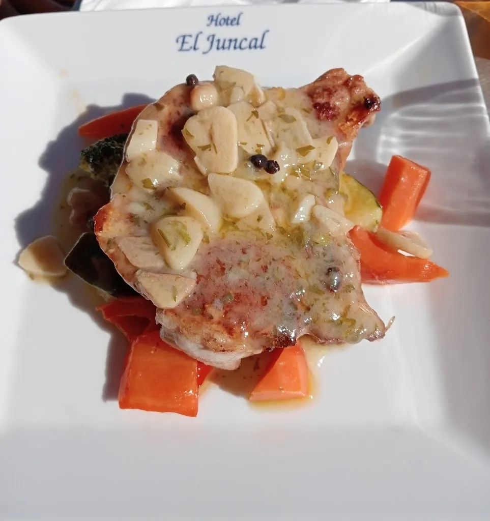 Restaurante El Juncal_Brenes_slider_image_3