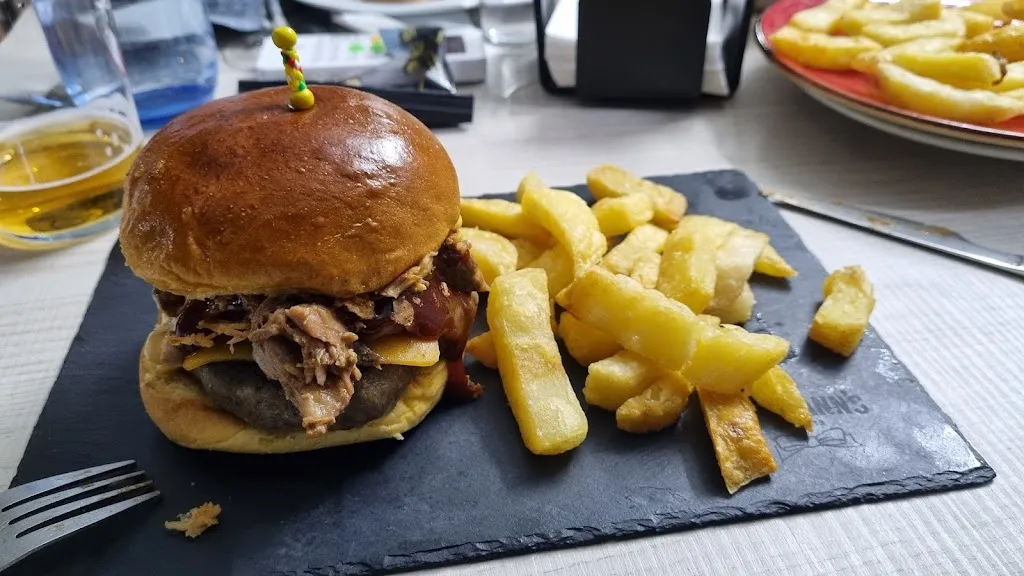 Menu_Locomotora Restaurant&Grill_Brenes_image_6