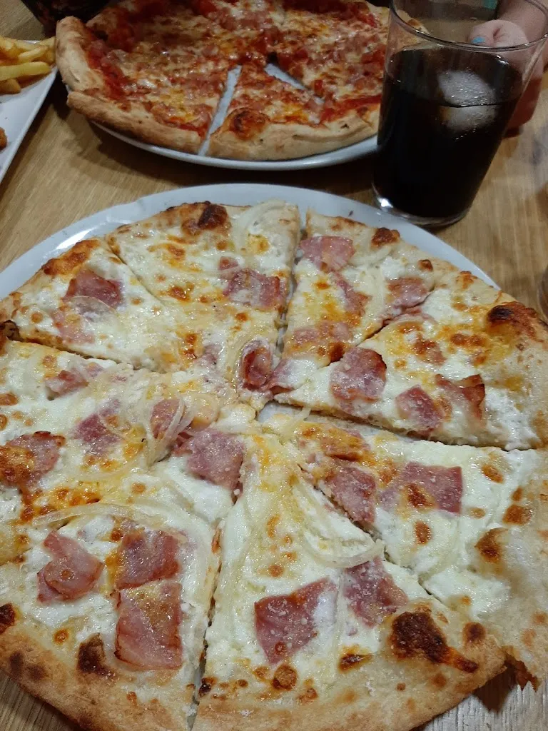 Menu_Pizzeria La Toscana_Brenes_image_1