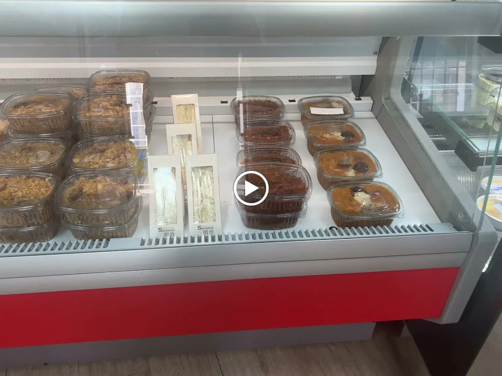 Asador Kiriku, pizzeria hamburguesas bocatas y comidas caseras_Brenes_slider_image_2