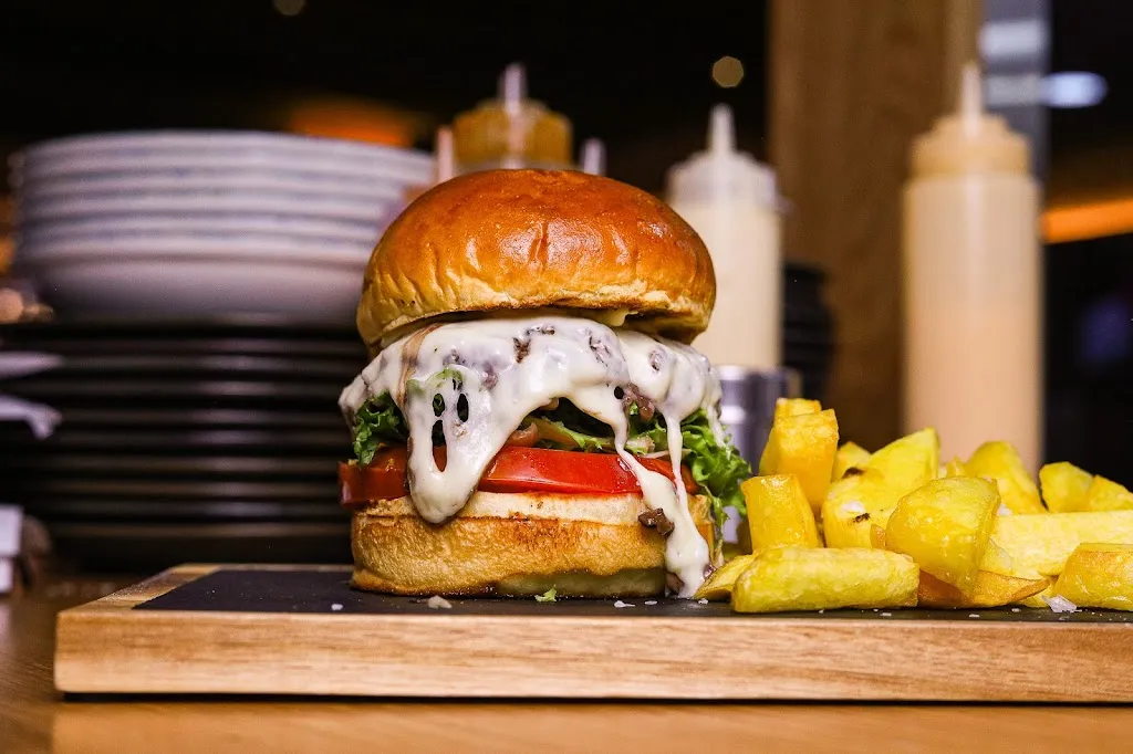 Restaurante Monte Tradición Bormujos_Bormujos_slider_image_3