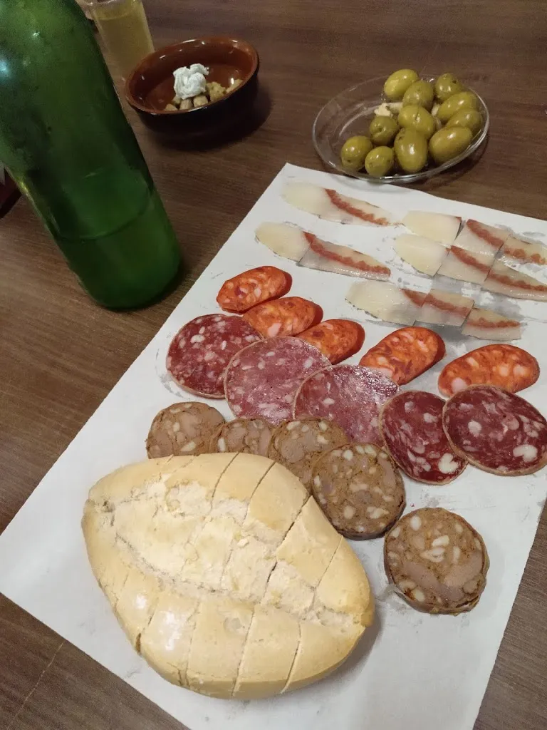 Qiaoyu Ma_Bodega Pepe Girón_Bormujos_recensione