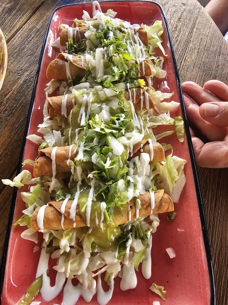 Elsa Guerrero_Tekila Taquería - Mexicano Bormujos_Bormujos_review