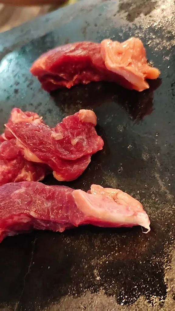 Byron Jimenez_VAKUM Restaurante - Carnes a la piedra_Bormujos_review