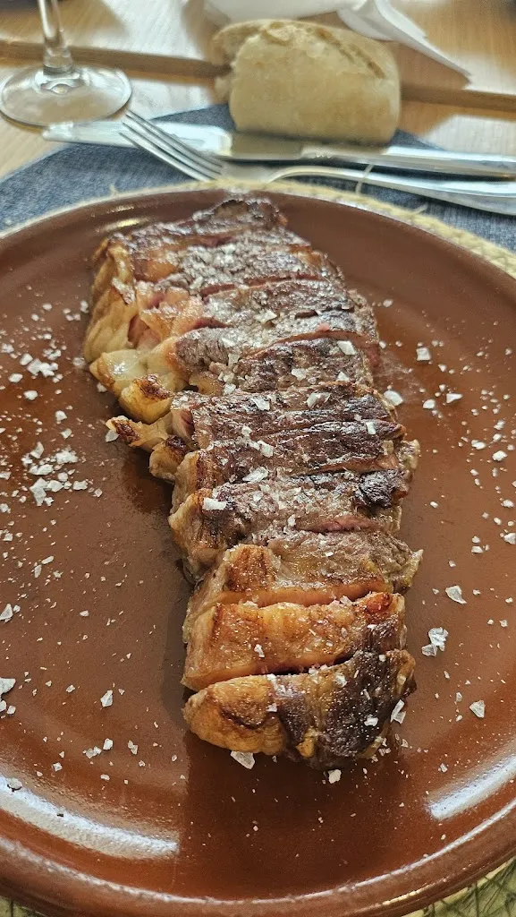 Pelayo B._VAKUM Restaurante - Carnes a la piedra_Bormujos_review