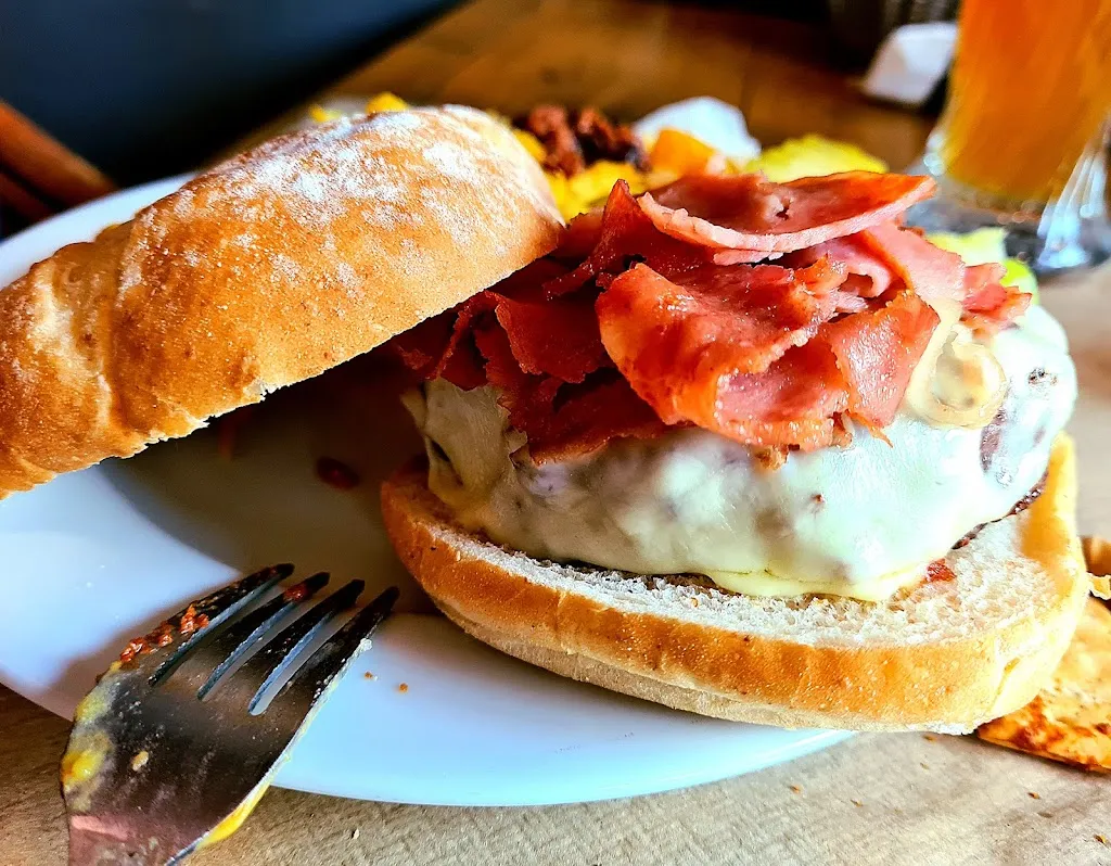 Mario R_Restaurante The Old Kiwi_Bormujos_review