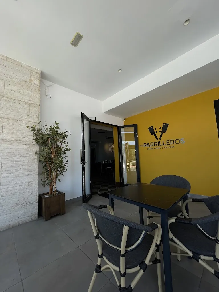 Litri_92__Los Parrilleros_Bormujos_review