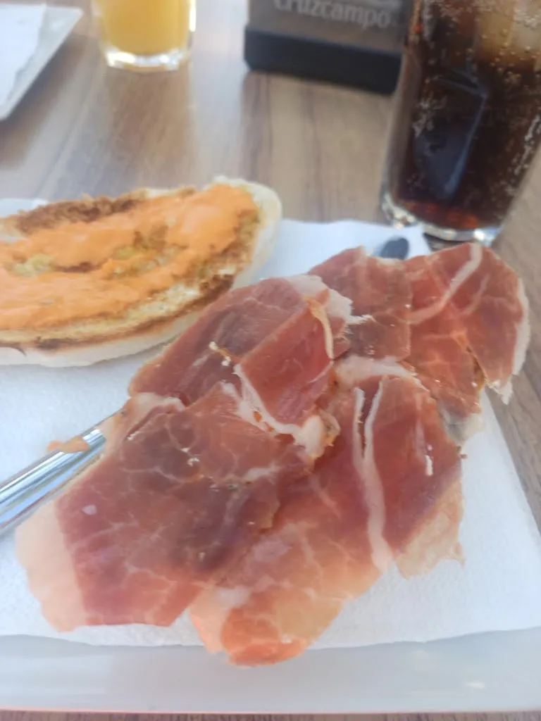 Mi bolso lleno de ilusiones_Kampus Fusion Tapas_Bormujos_review