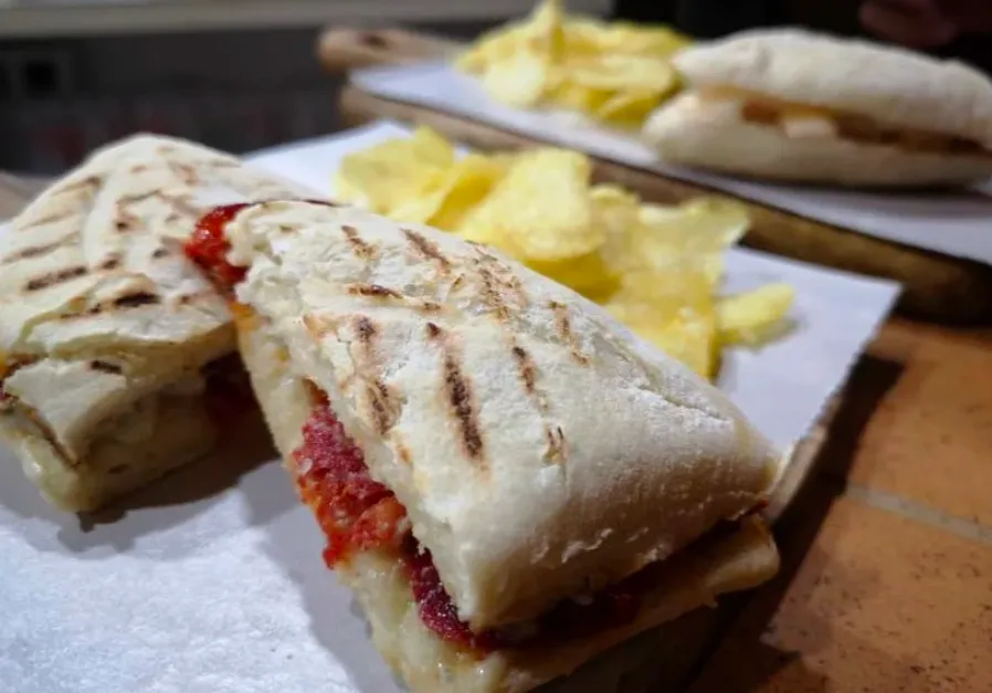 Abacería La Esquina Bormujos | Tapas Caseras y Carnes a la Brasa_Bormujos_slider_image_2