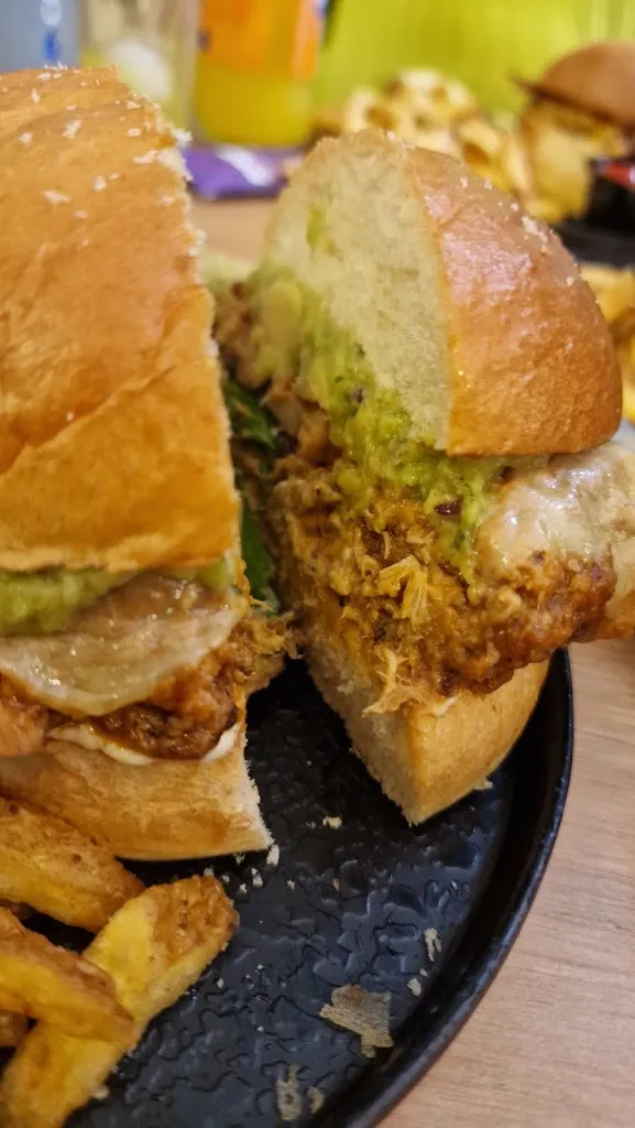 Menu_Burger Food Porn_Bormujos_image_8