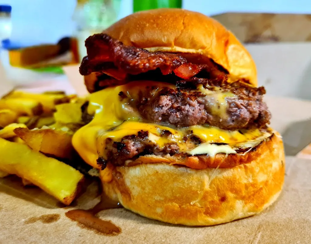 Mario R_Burger Food Porn_Bormujos_review