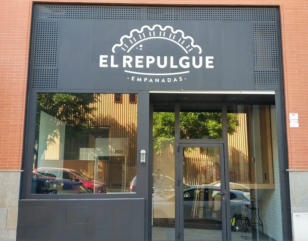 El Repulgue - Empanadas restaurant in Bormujos