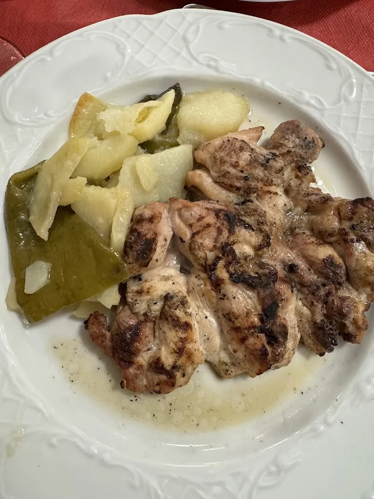 Lisardo Calvache Rodríguez_La Tahá restaurante_Canjáyar_recensione