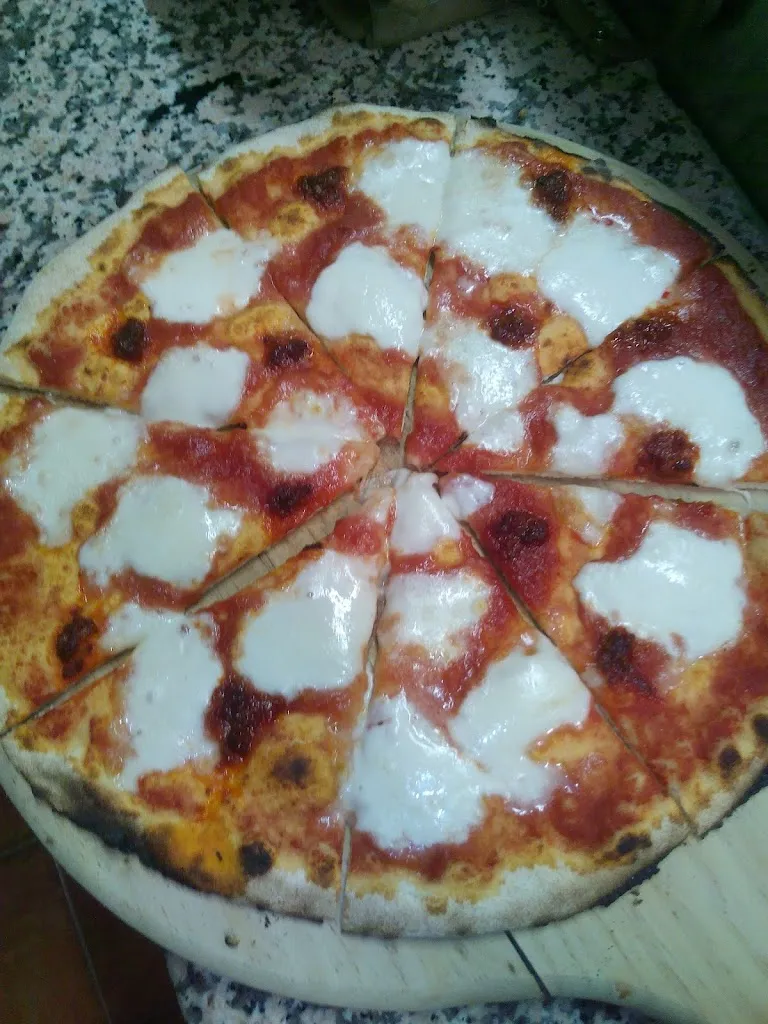 Menu_Genuino - la pizza italiana | Pizzería_Burguillos_image_6