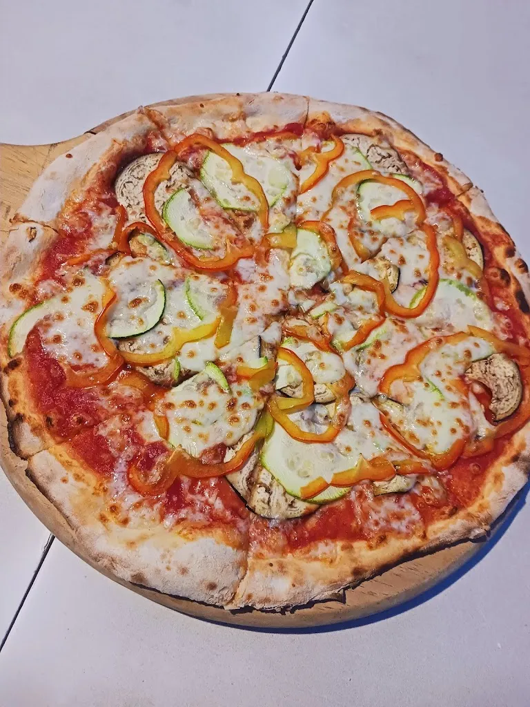 Menu_Genuino - la pizza italiana | Pizzería_Burguillos_image_7