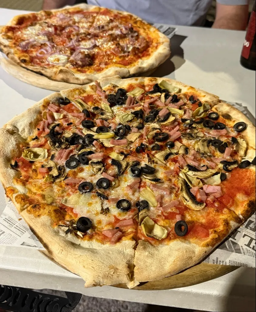 Dani Conde_Genuino - la pizza italiana | Pizzería_Burguillos_review