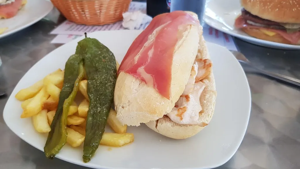 Menu_Bar De La Piscina_Cañada Rosal_image_7