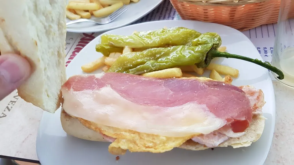 Menu_Bar De La Piscina_Cañada Rosal_image_8