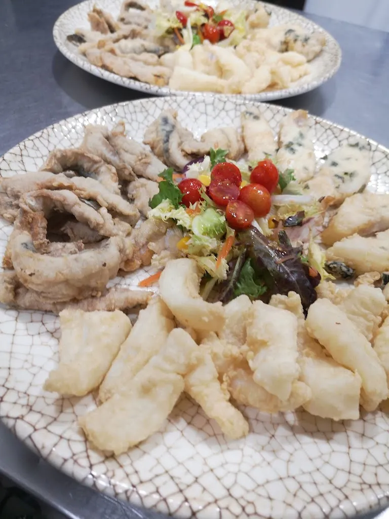 LALOBA taberna restaurant in Cañada Rosal