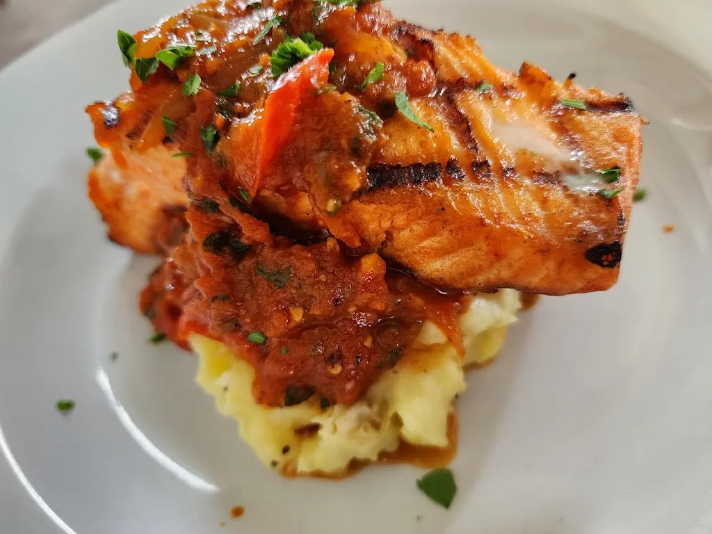 Menu_Hickory Restaurant + Bar_Camas_image_9