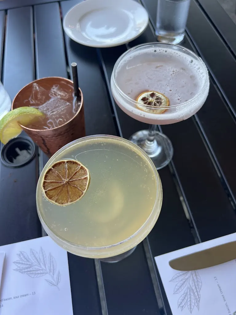 Samantha Tipton_Hickory Restaurant + Bar_Camas_review