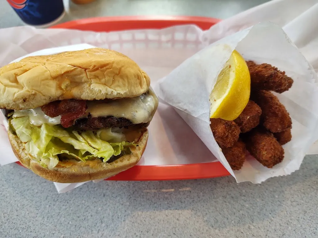 K&M Drive-In_Camas_slider_image_3