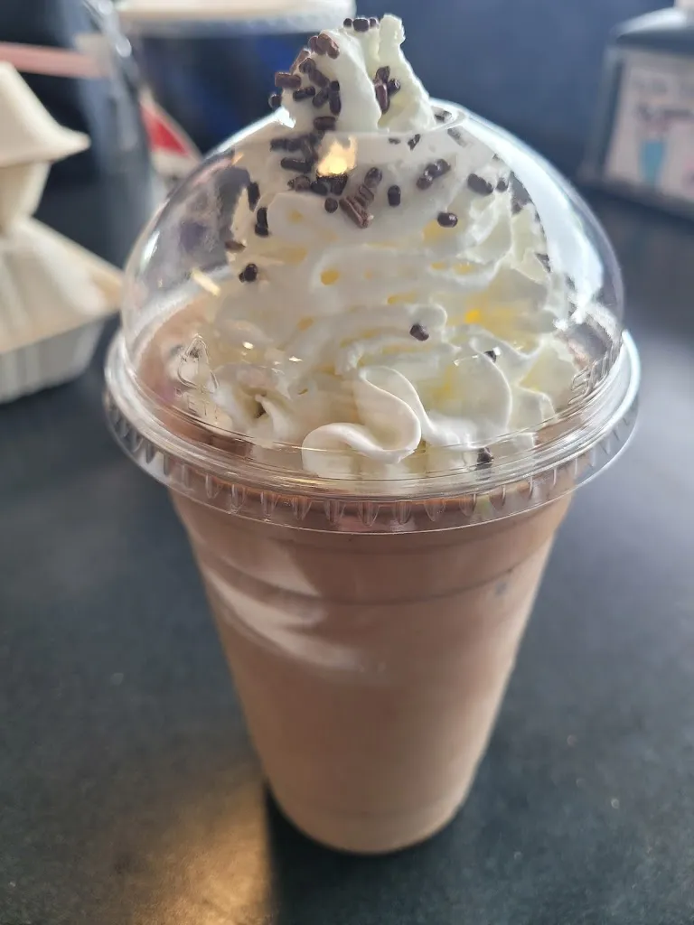 Joe Morgunov_Top Burger Drive In_Camas_review