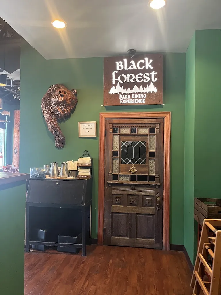 Wyld Pines Bar & Restaurant restaurant in Camas