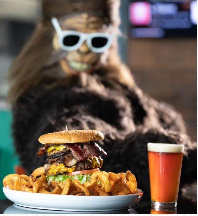 Wyld Pines Bar & Restaurant_Camas_slider_image_2