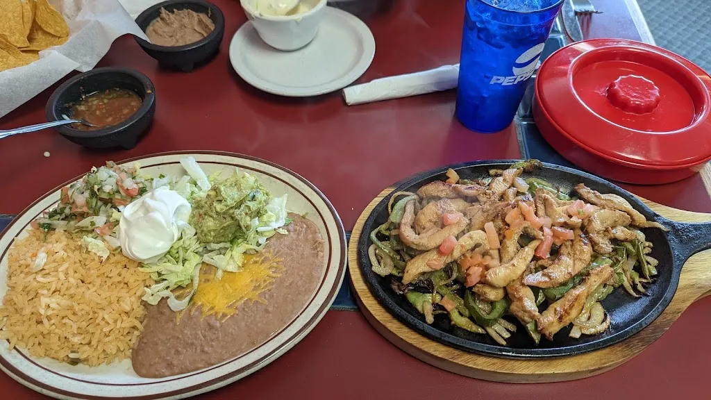 Menu_Los Jalapenos Mexican Restaurant_Camas_image_4