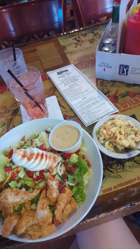 Aja K_Adams Street Bar & Grill_Camas_review