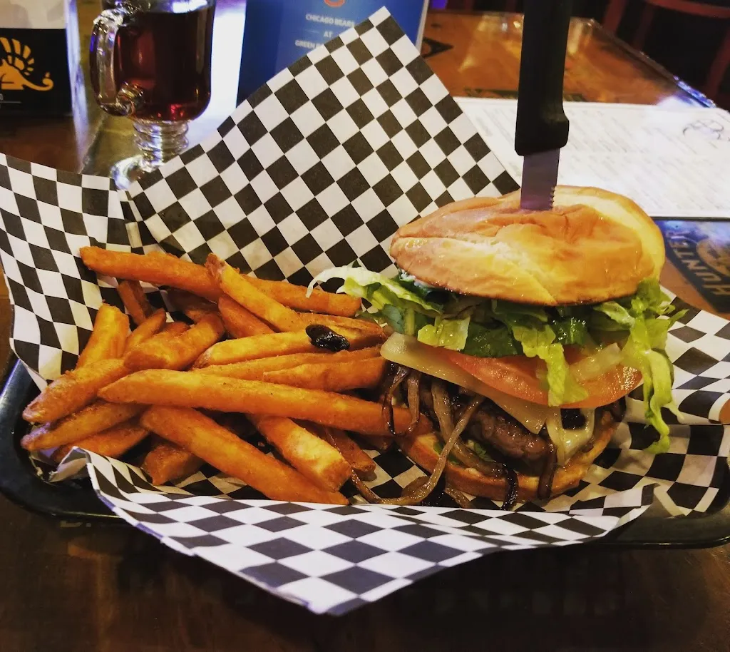 Adams Street Bar & Grill_Camas_slider_image_2