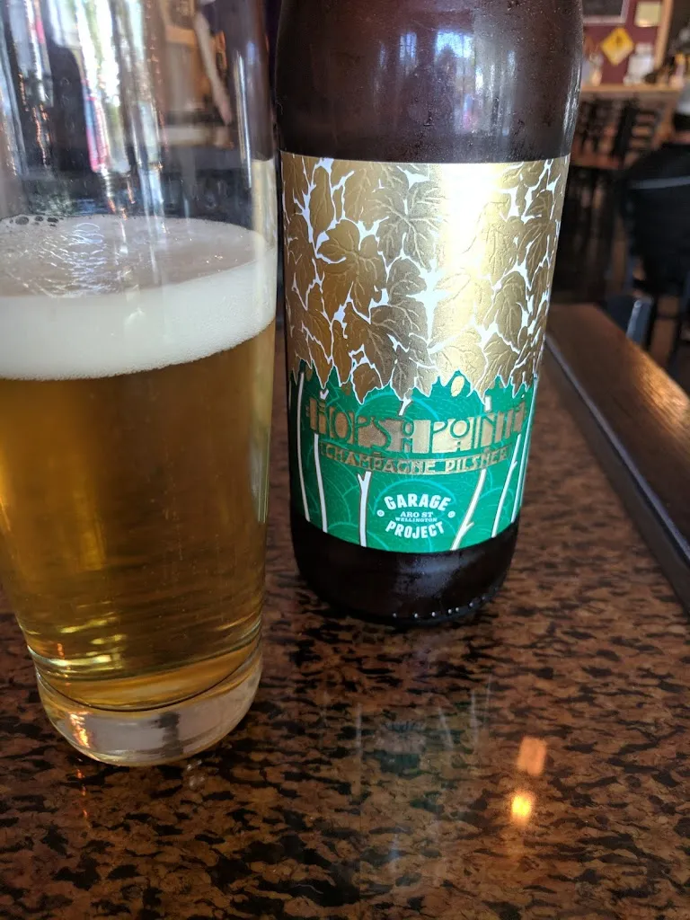 Menu_Caps N' Taps_Camas_image_9