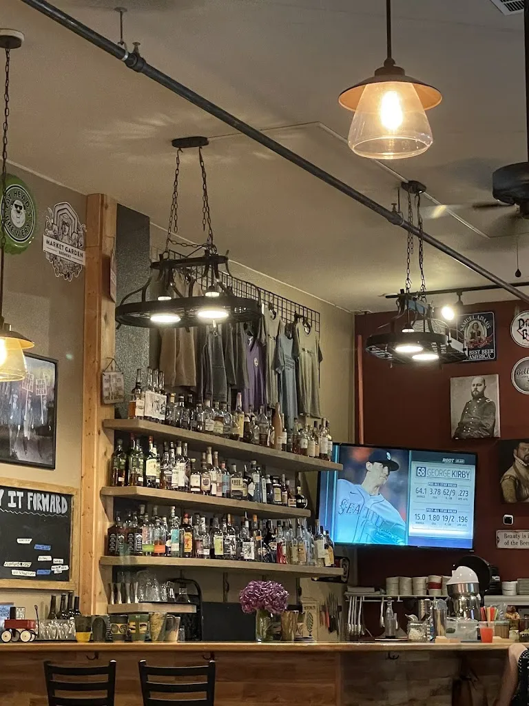 Ella Zhang_Caps N' Taps_Camas_review