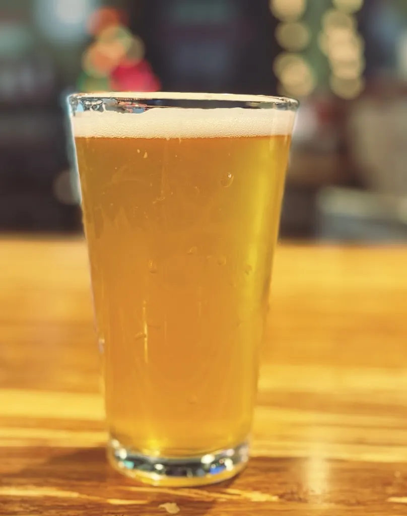 Justen Martian_Caps N' Taps_Camas_review