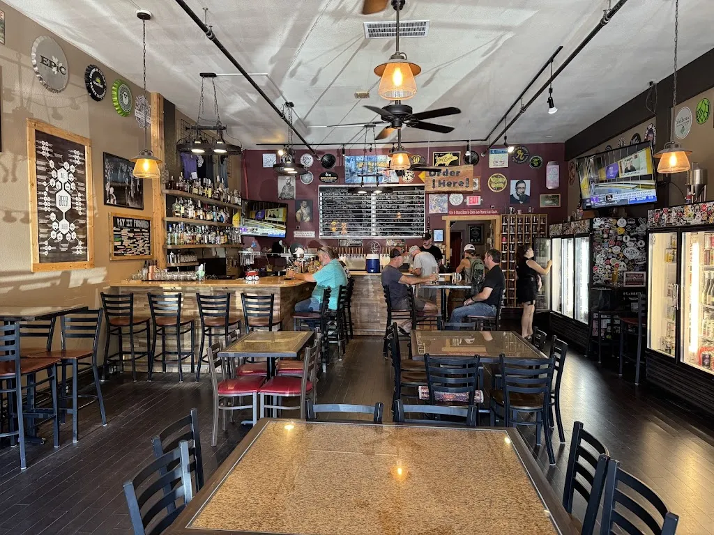 Caps N' Taps_Camas_slider_image_3