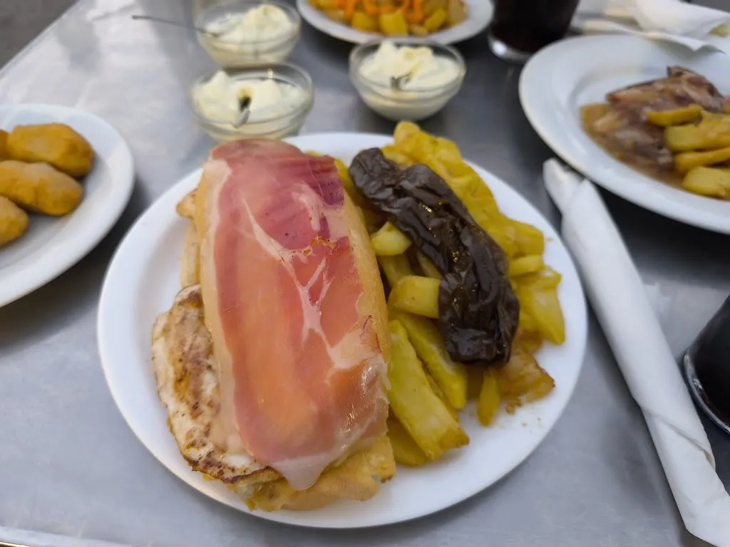 Daniel BC_Casa Quini_Camas_recensione