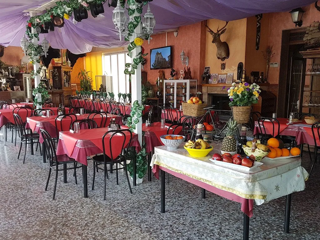 Rest.Cafe Bar Paco Colomera restaurant in Benahadux