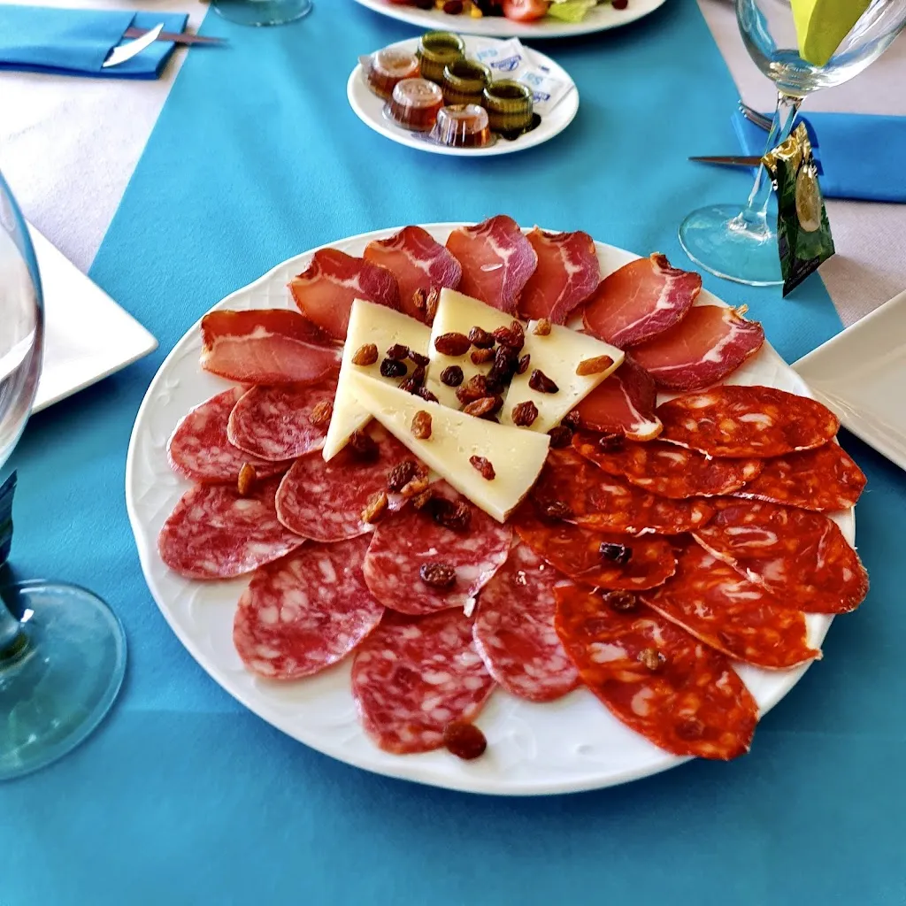 Rest.Cafe Bar Paco Colomera_Benahadux_slider_image_2