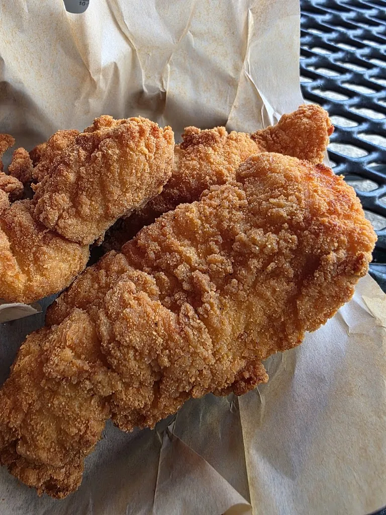 Dawn Marie_Burgerville_Camas_review