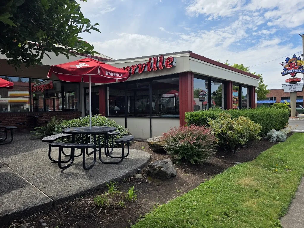 Burgerville restaurant in Camas
